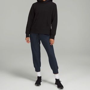 NWT Ready to Rulu Cropped Jogger